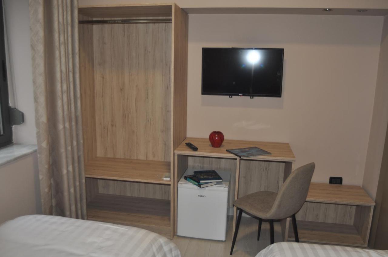 Bliri Shallvaret Apartament *